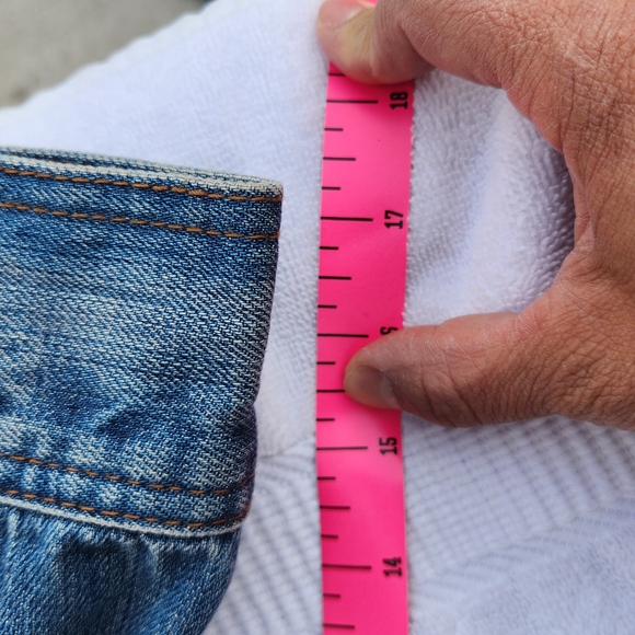 The Limited Blue Denim Button-Front Jean Jacket MEDIUM Like New - Picture 9 of 9